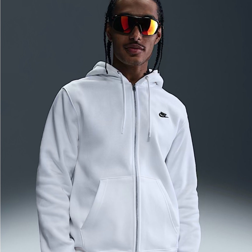Medium Nike Men's White Zip-Up Hoodie